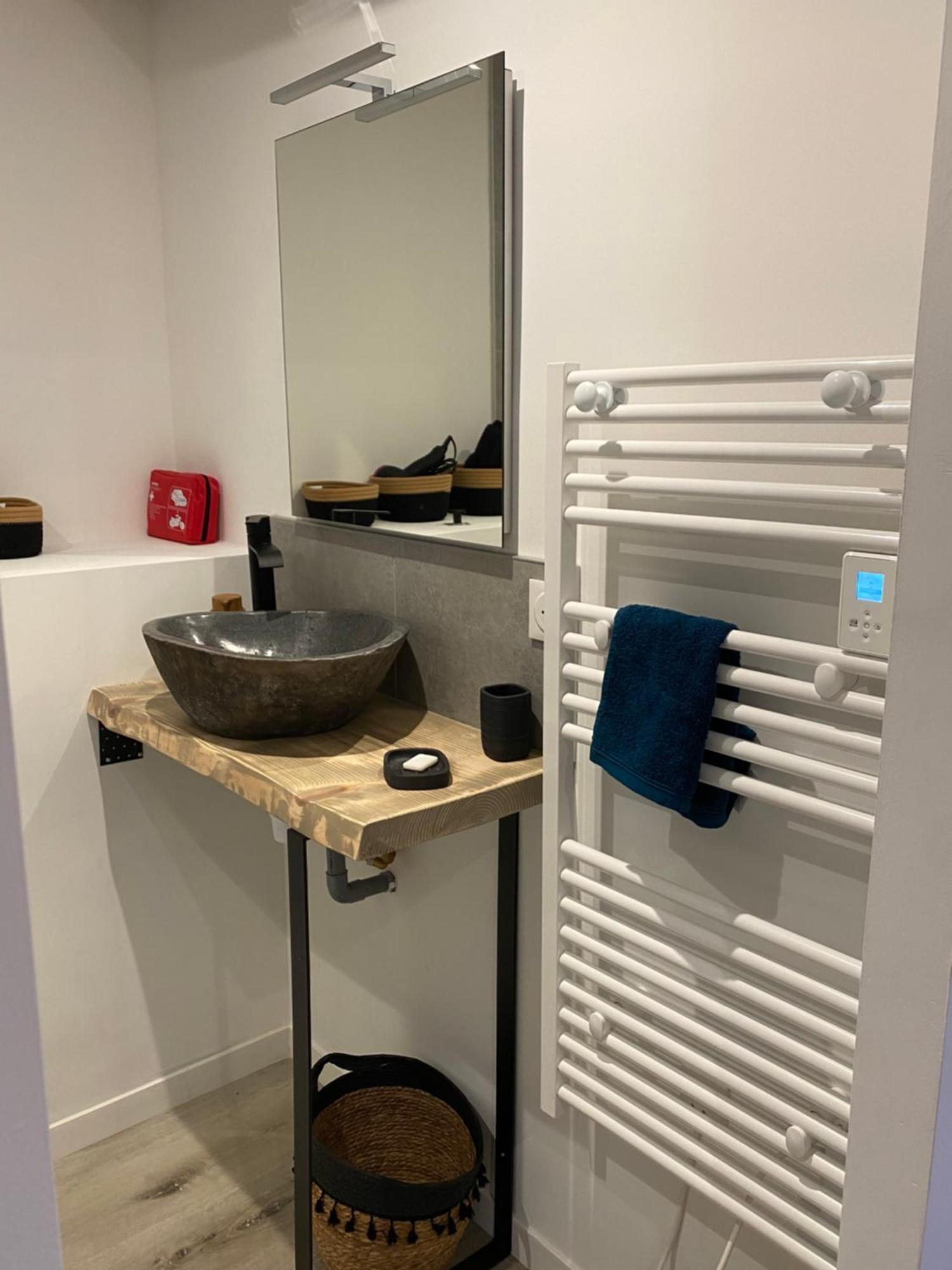 Maisonnette 2/4 Personnes En Bord De Sevre Cugand Eksteriør bilde